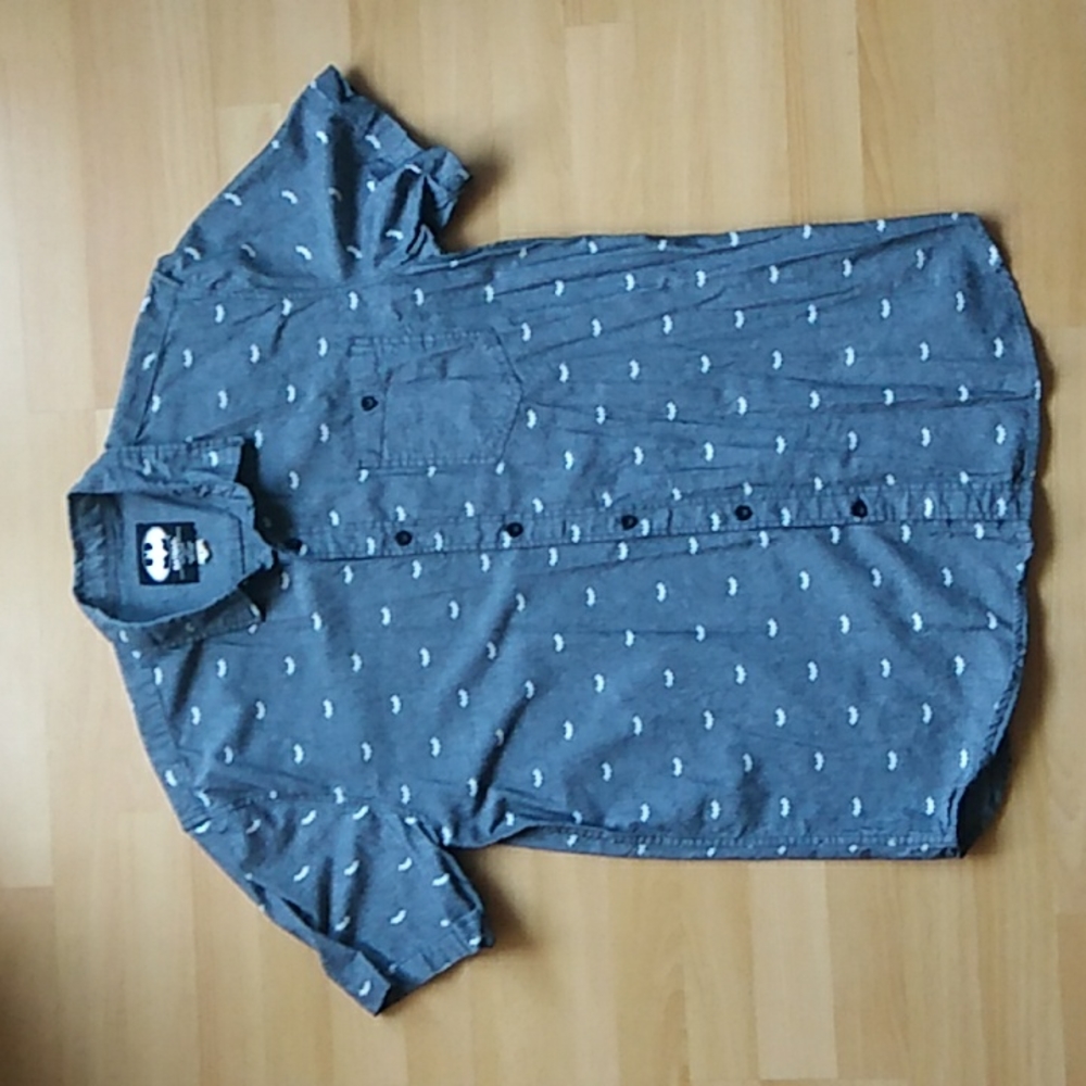 DC Comics Batman button-down shirt, size Large